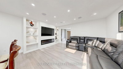 31 Lonny Court • Vaughan, ON photo 8