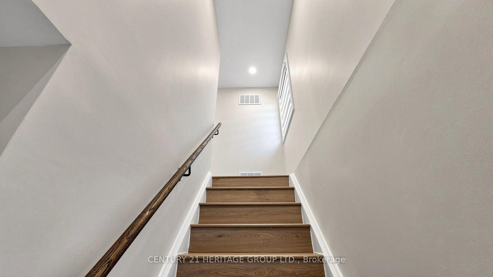 52 Lund Street • Richmond Hill, ON photo 13