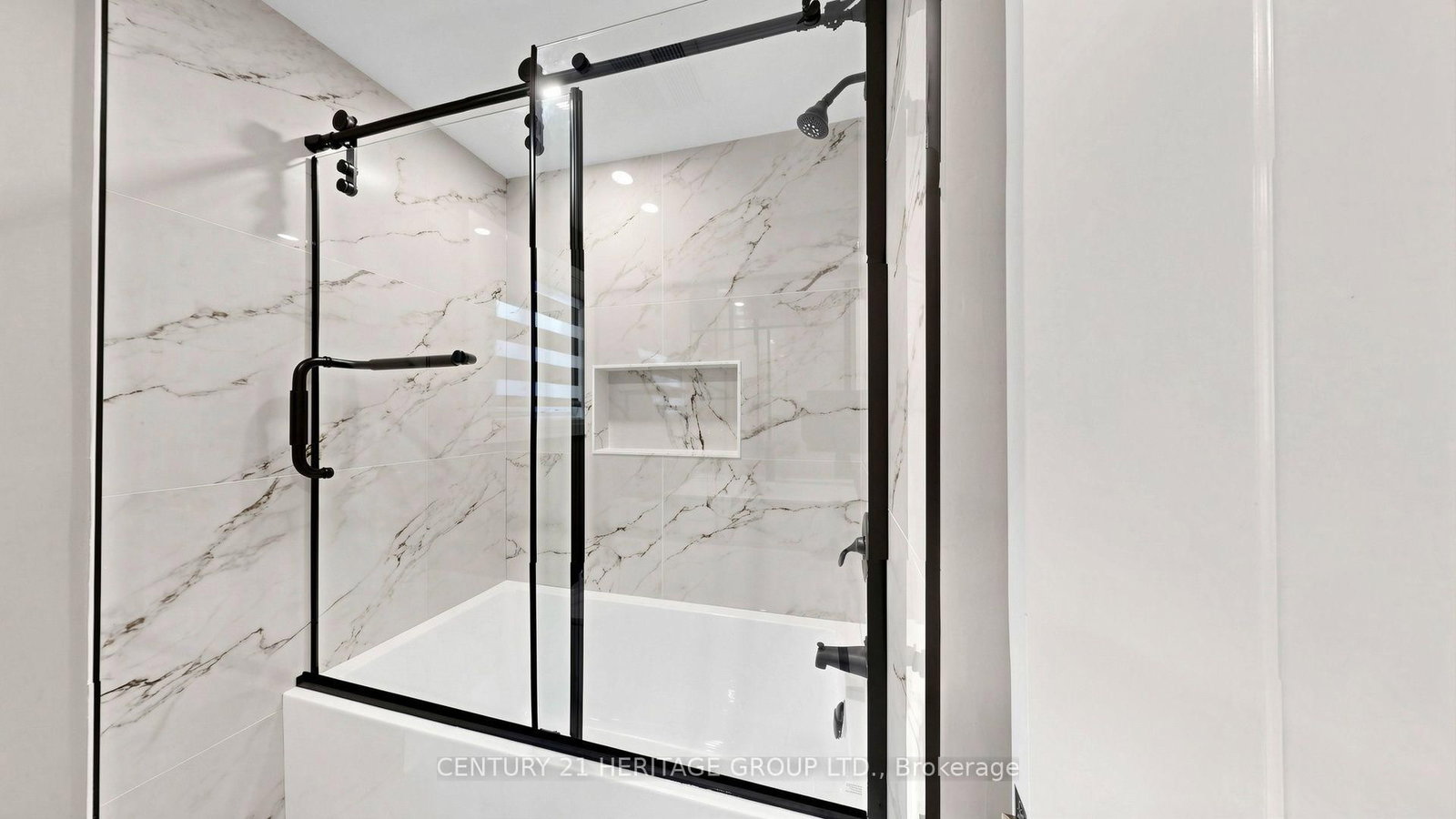 52 Lund Street • Richmond Hill, ON photo 24