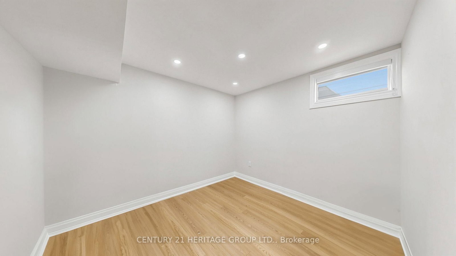 52 Lund Street • Richmond Hill, ON photo 38