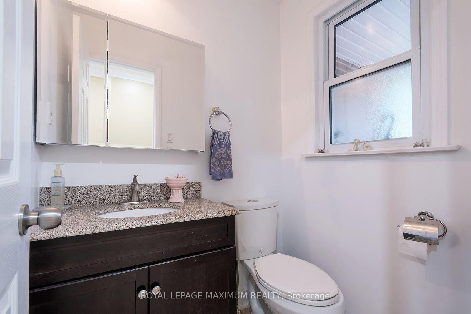 53 Aberdeen Avenue • Vaughan, ON photo 16