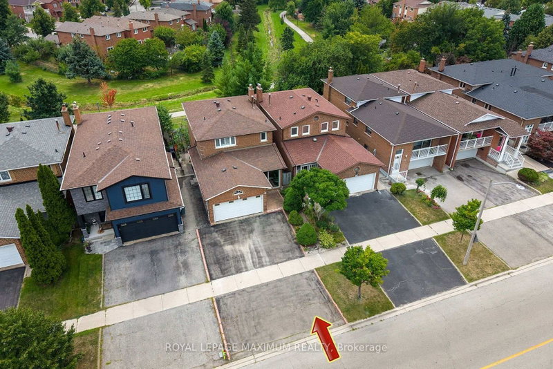 53 Aberdeen Avenue