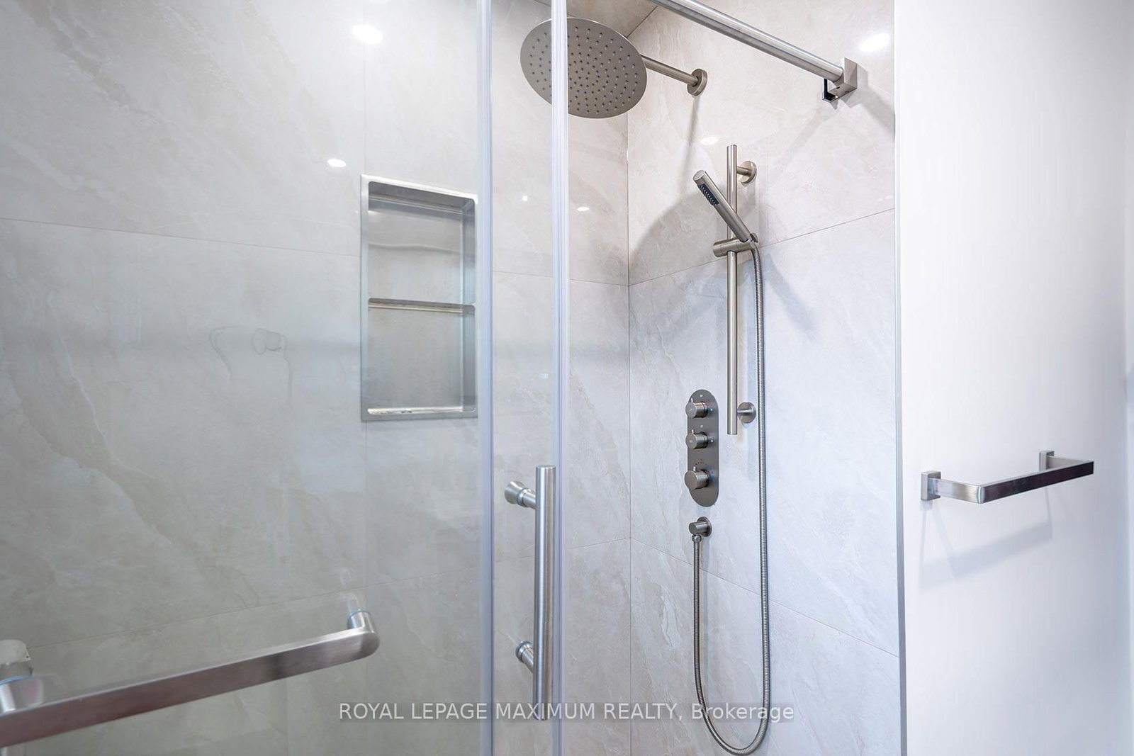 53 Aberdeen Avenue • Vaughan, ON photo 26