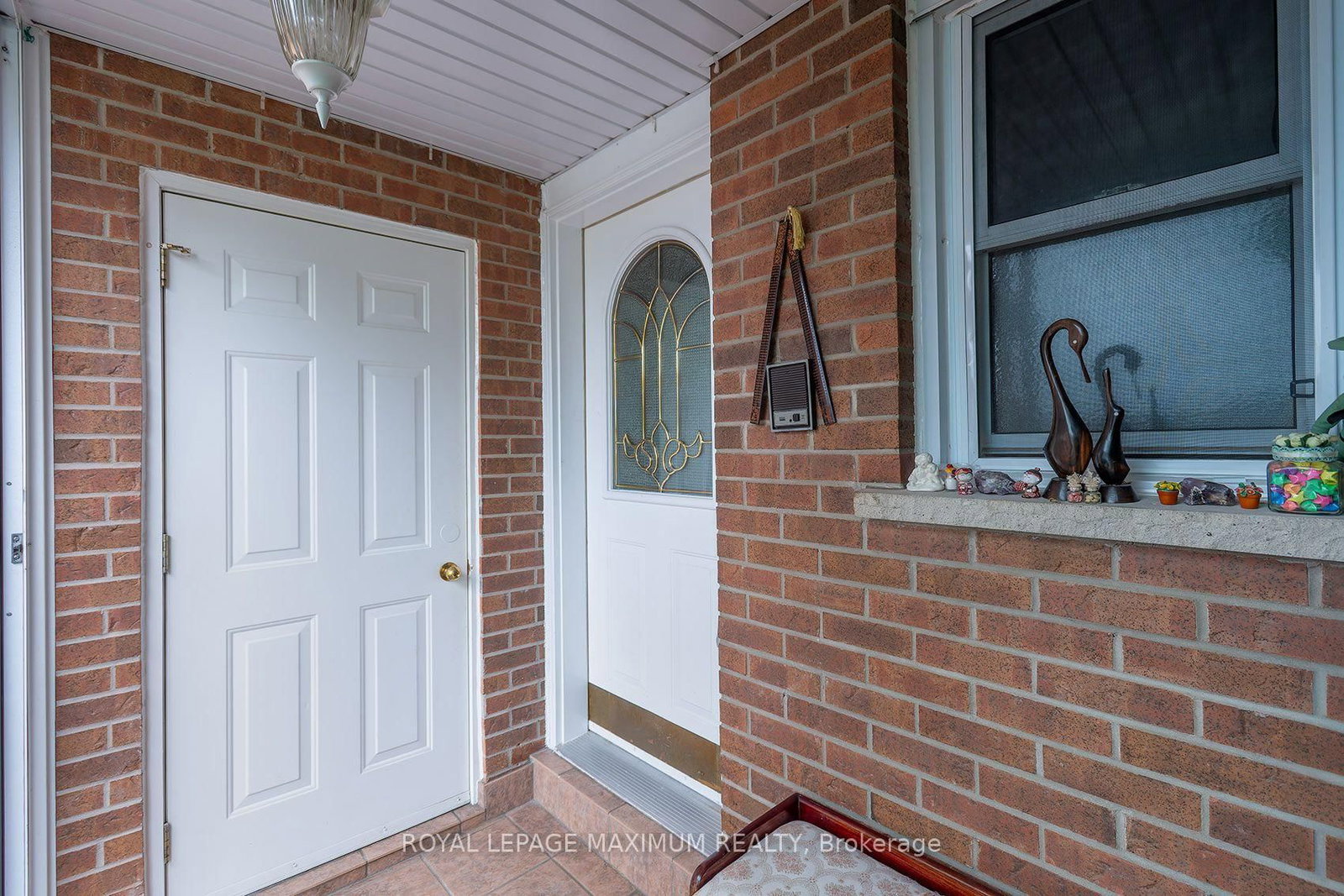 53 Aberdeen Avenue • Vaughan, ON photo 3