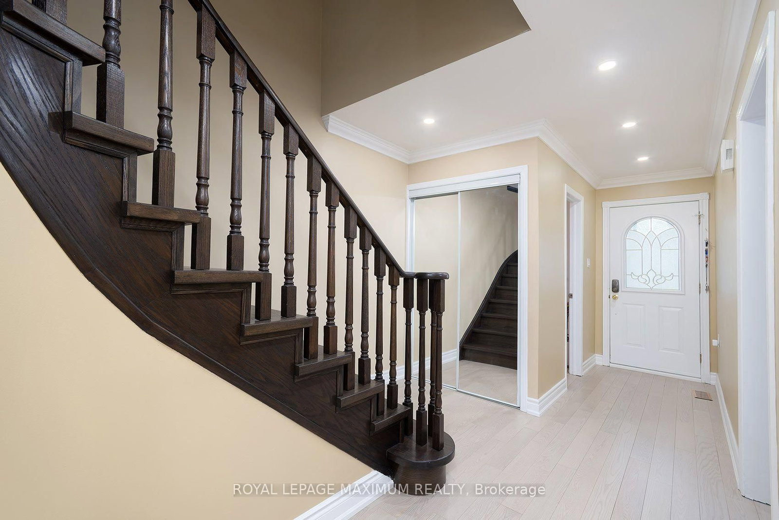 53 Aberdeen Avenue • Vaughan, ON photo 4