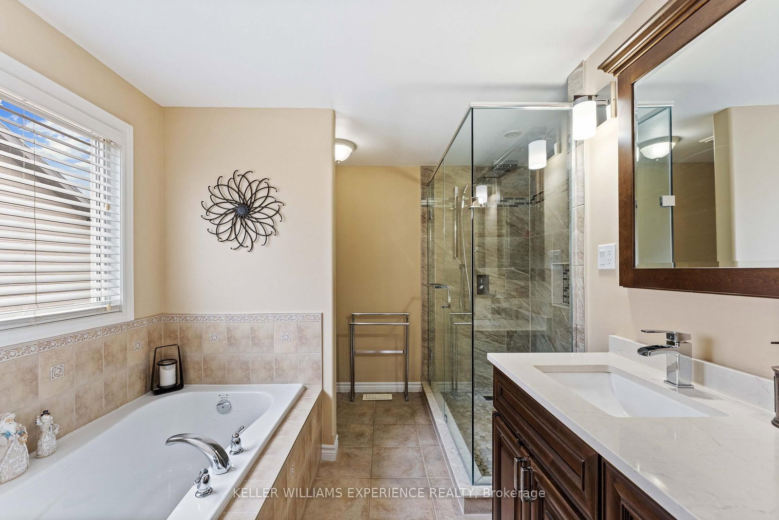 87 Armeda Clow Crescent • Essa, ON photo 25