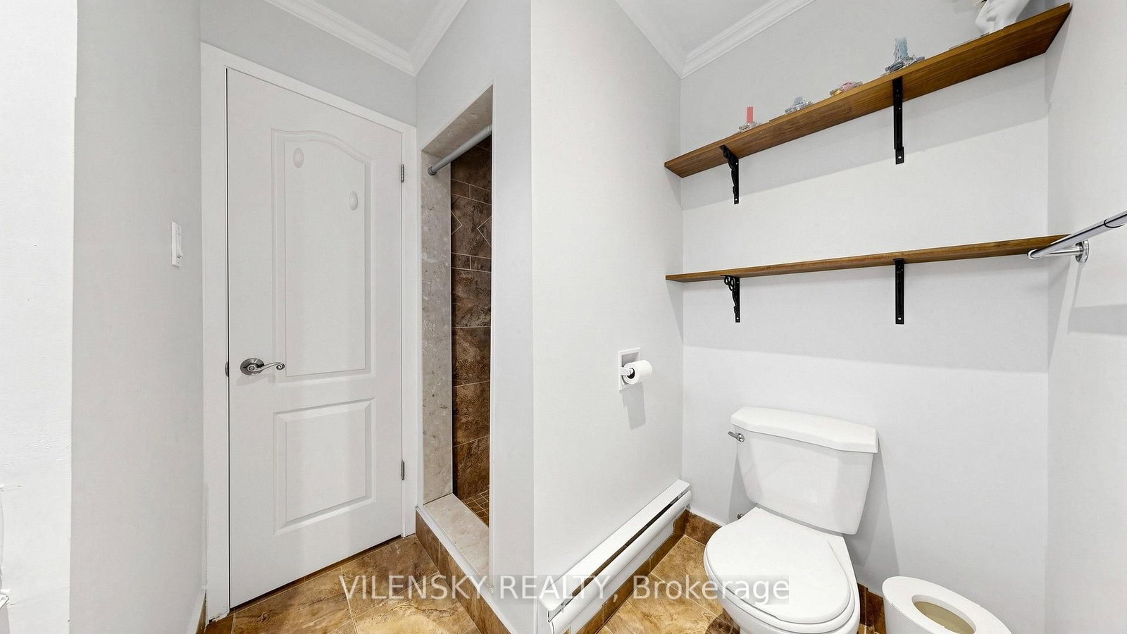 14 Poplar Crescent • #19 • Aurora, ON photo 18