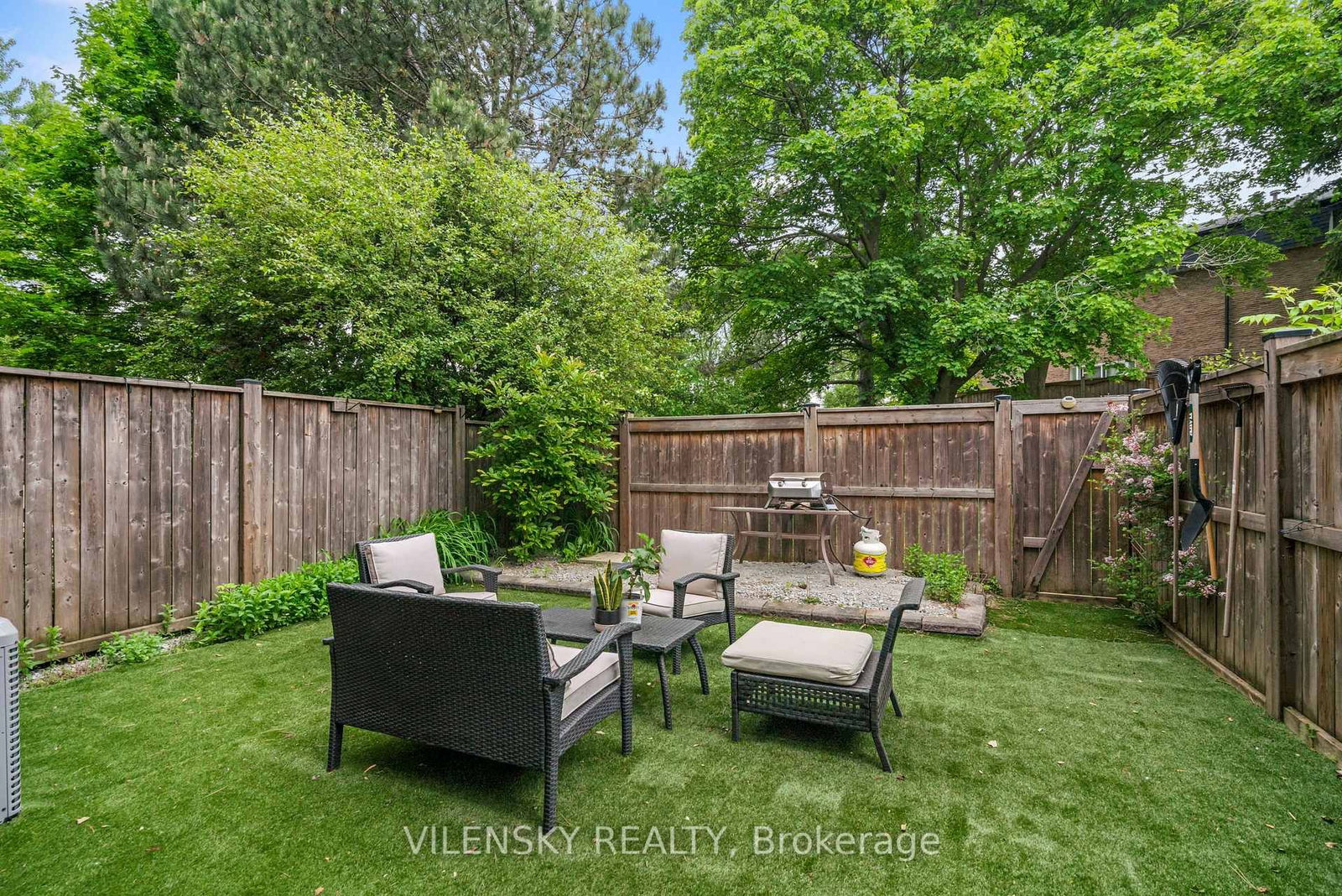 14 Poplar Crescent • #19 • Aurora, ON photo 23