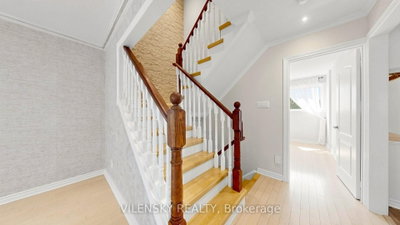 14 Poplar Crescent • #19 • Aurora, ON photo 6