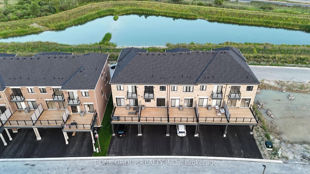 208 Markham Veterans Street