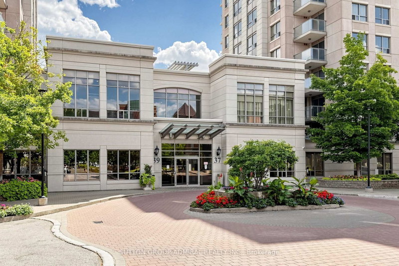 210 - 39 Galleria Parkway