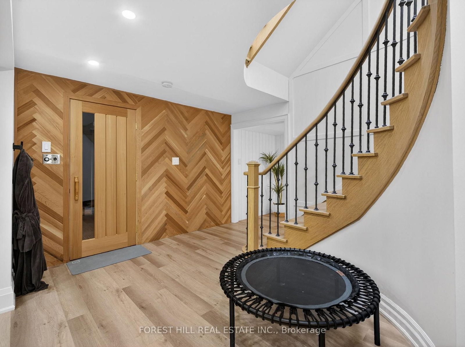 118 Pathlane Road • Richmond Hill, ON photo 41
