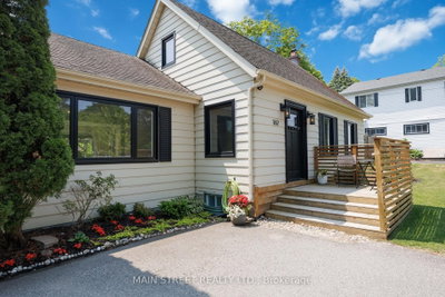 162 Maple Street • Uxbridge, ON photo 4