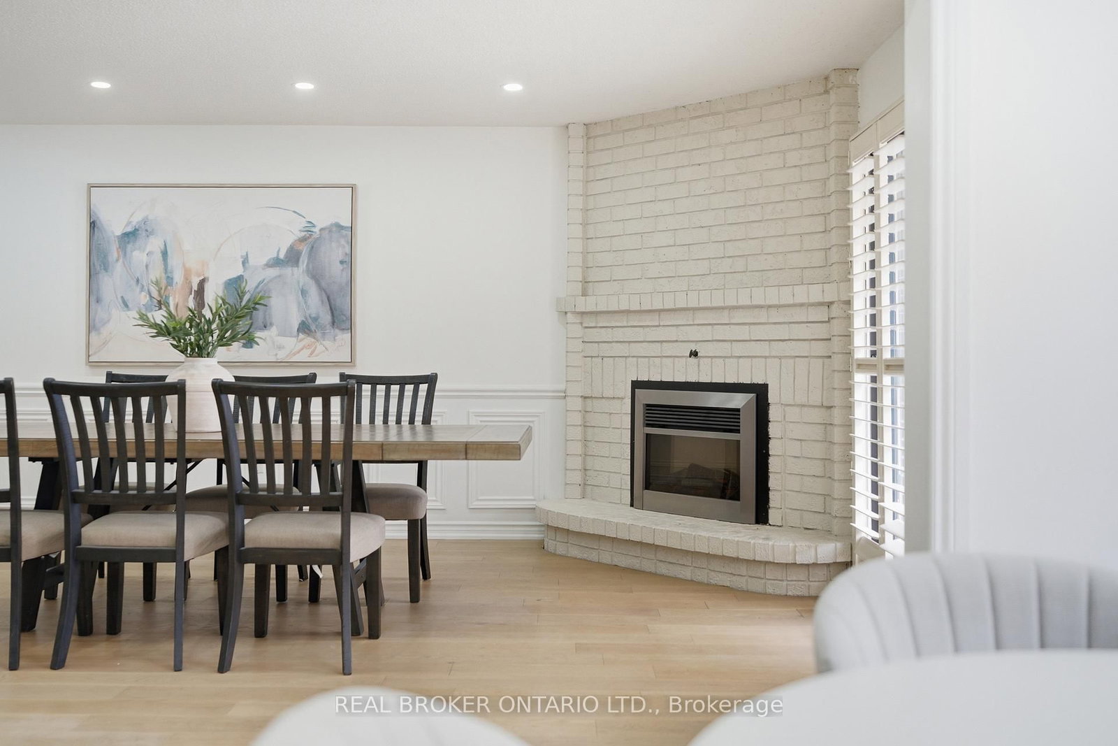 94 Roxana Avenue • Vaughan, ON photo 10