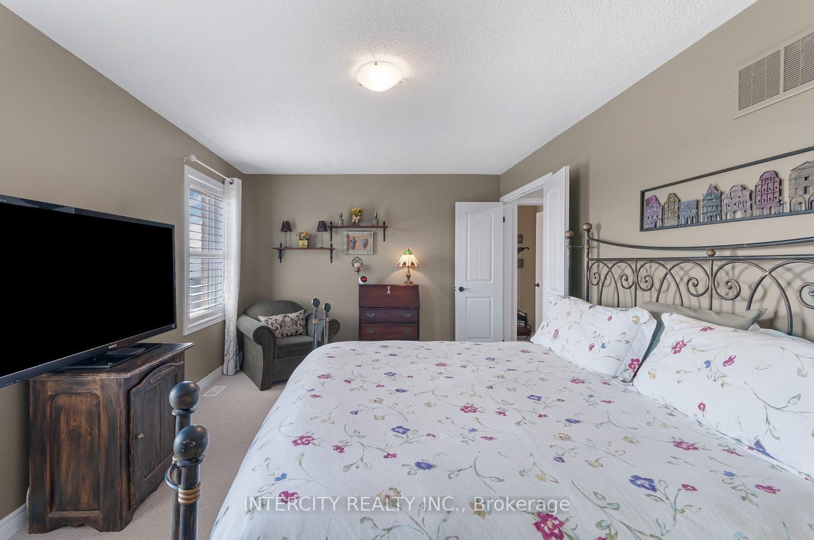 1359 Dallman Street • Innisfil, ON photo 17