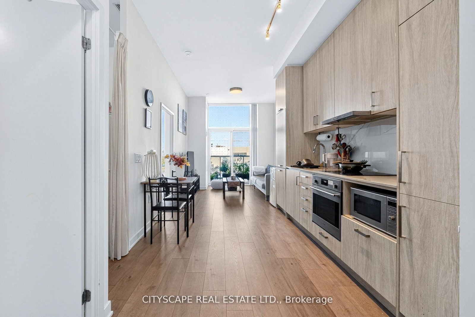 60 Honeycrisp Crescent • #210 • Vaughan, ON photo 12