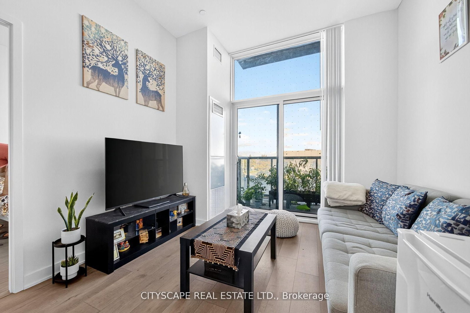 60 Honeycrisp Crescent • #210 • Vaughan, ON photo 20