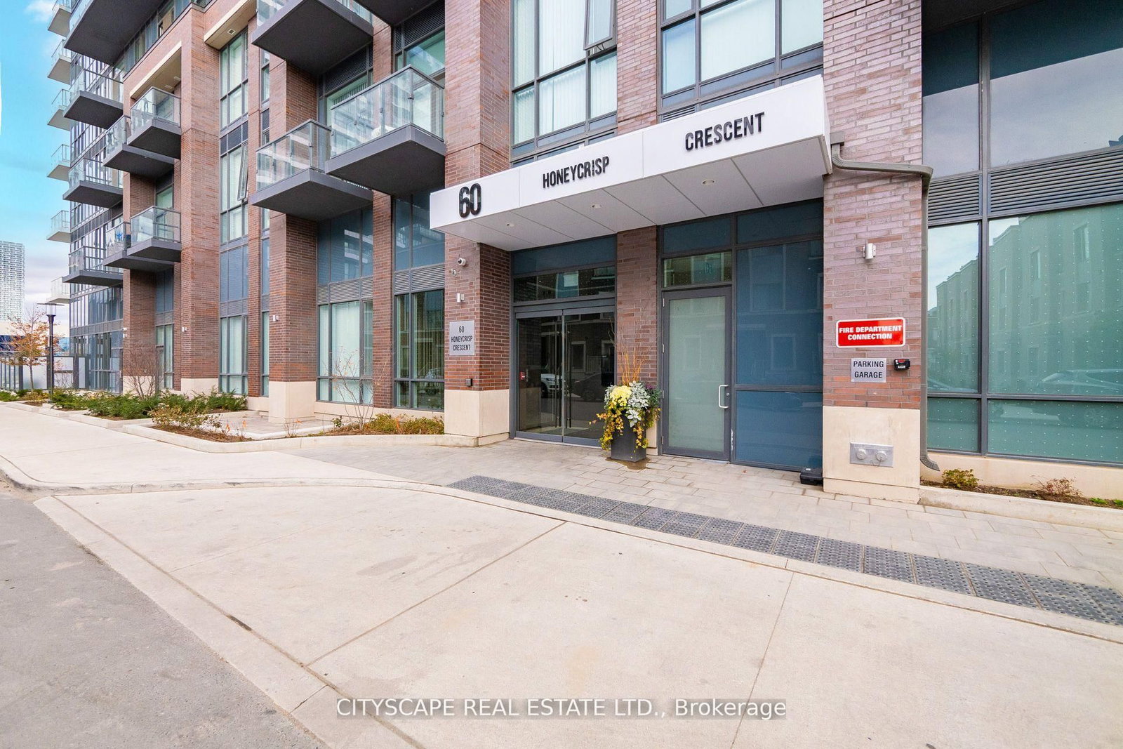 60 Honeycrisp Crescent • #210 • Vaughan, ON photo 5