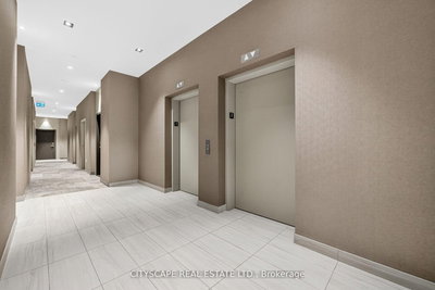 60 Honeycrisp Crescent • #210 • Vaughan, ON photo 9