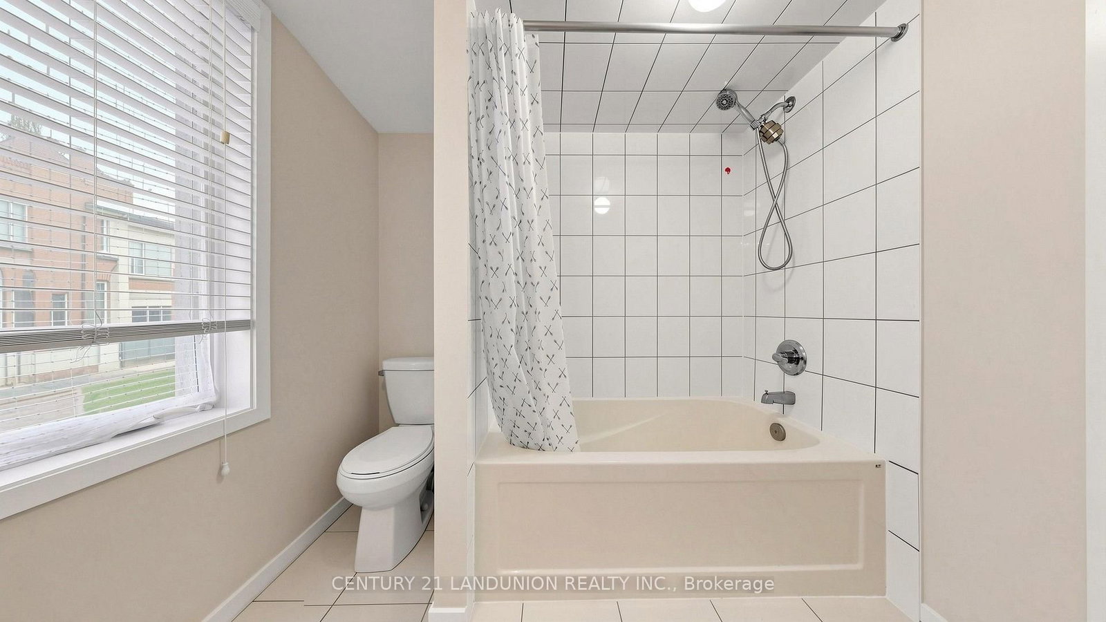 600 Alex Gardner Circle • #107 • Aurora, ON photo 21