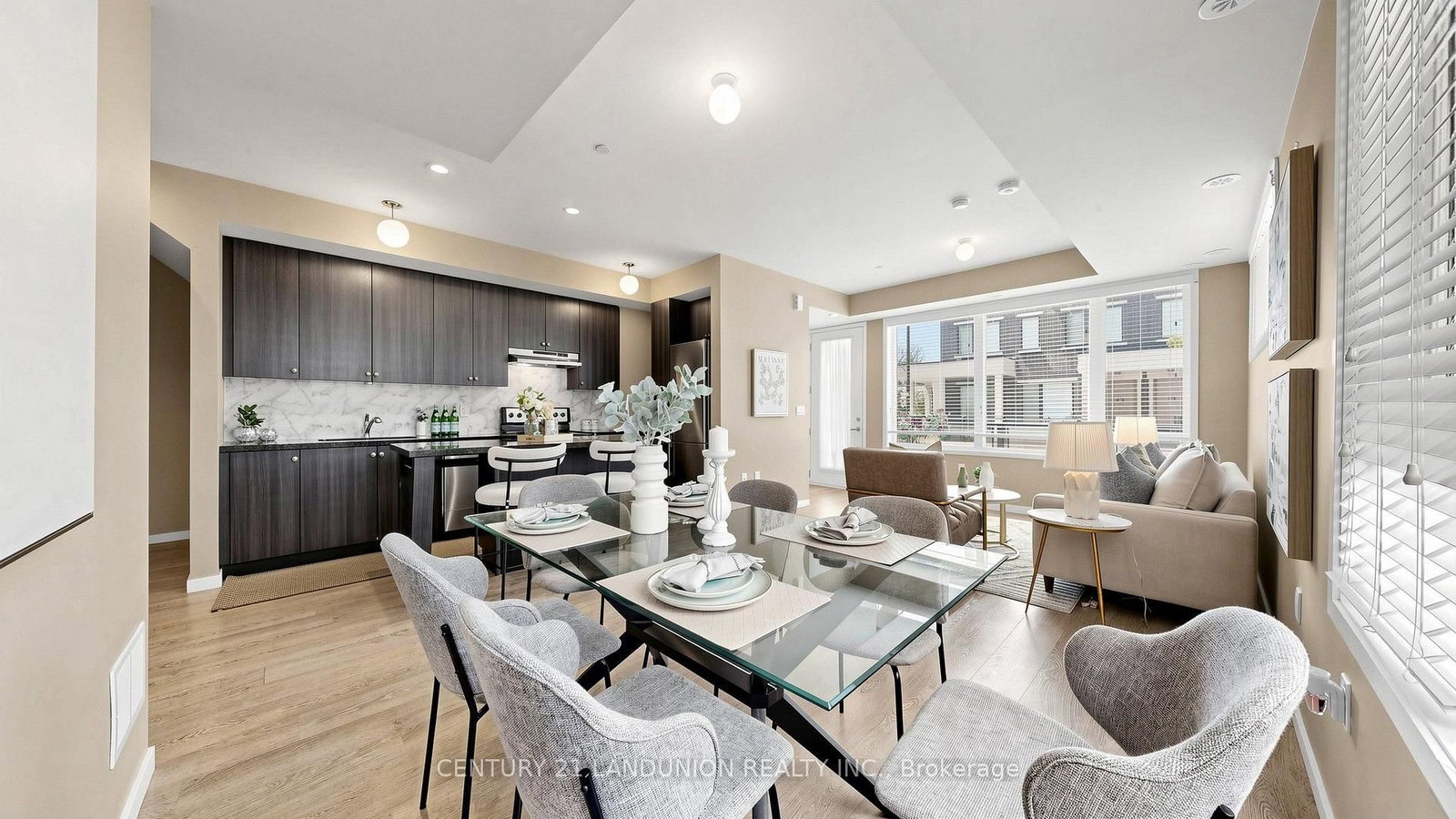 600 Alex Gardner Circle • #107 • Aurora, ON photo 9