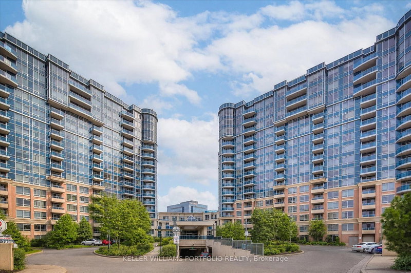 133 - 33 Cox Boulevard
