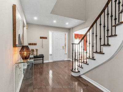 69 Anthony Lane • Vaughan, ON photo 4