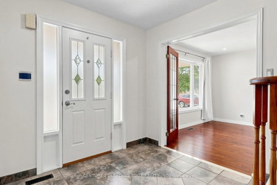 153 Natanya Boulevard • Georgina, ON photo 5