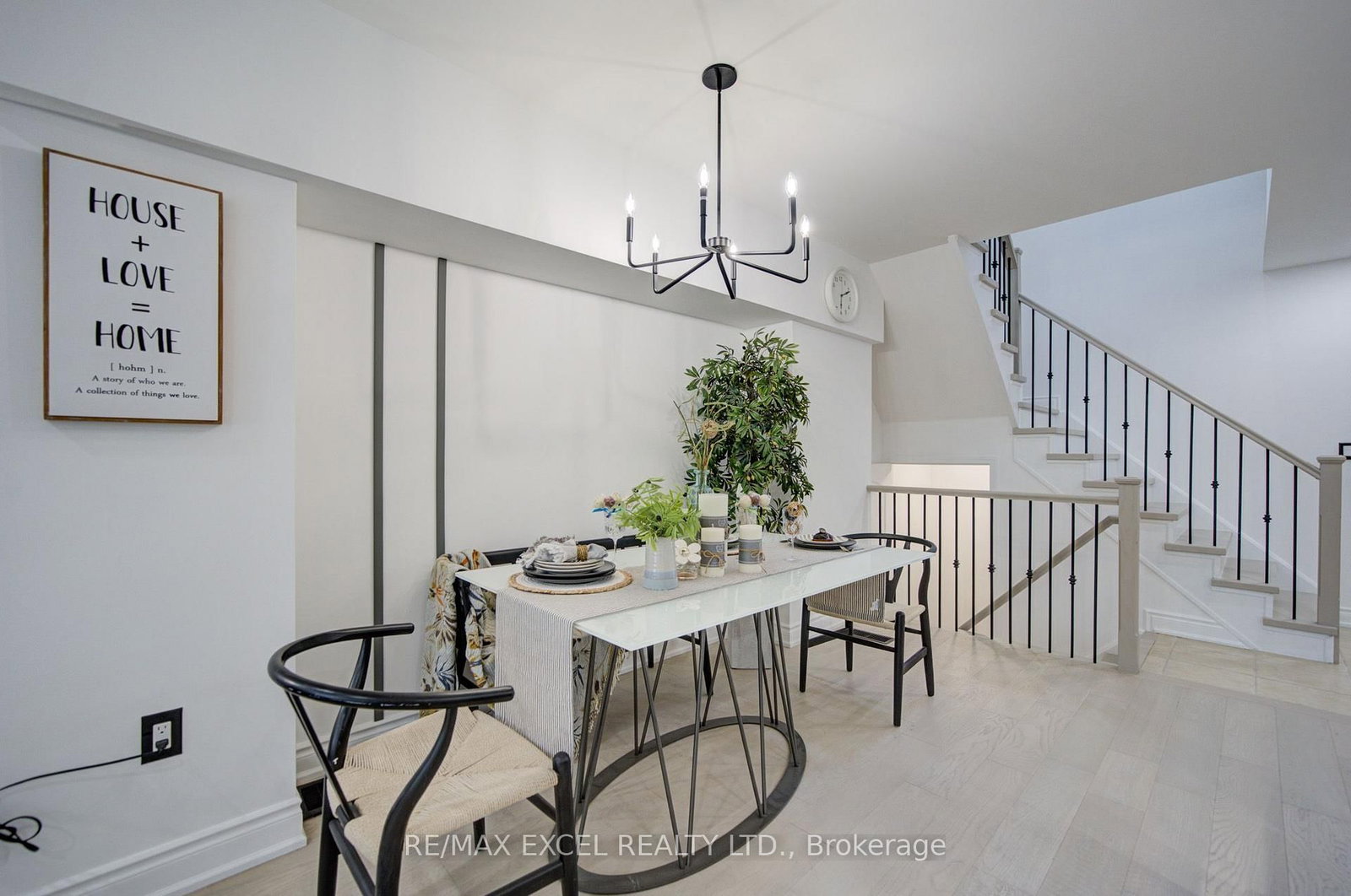 454 Bur Oak Avenue • Markham, ON photo 10