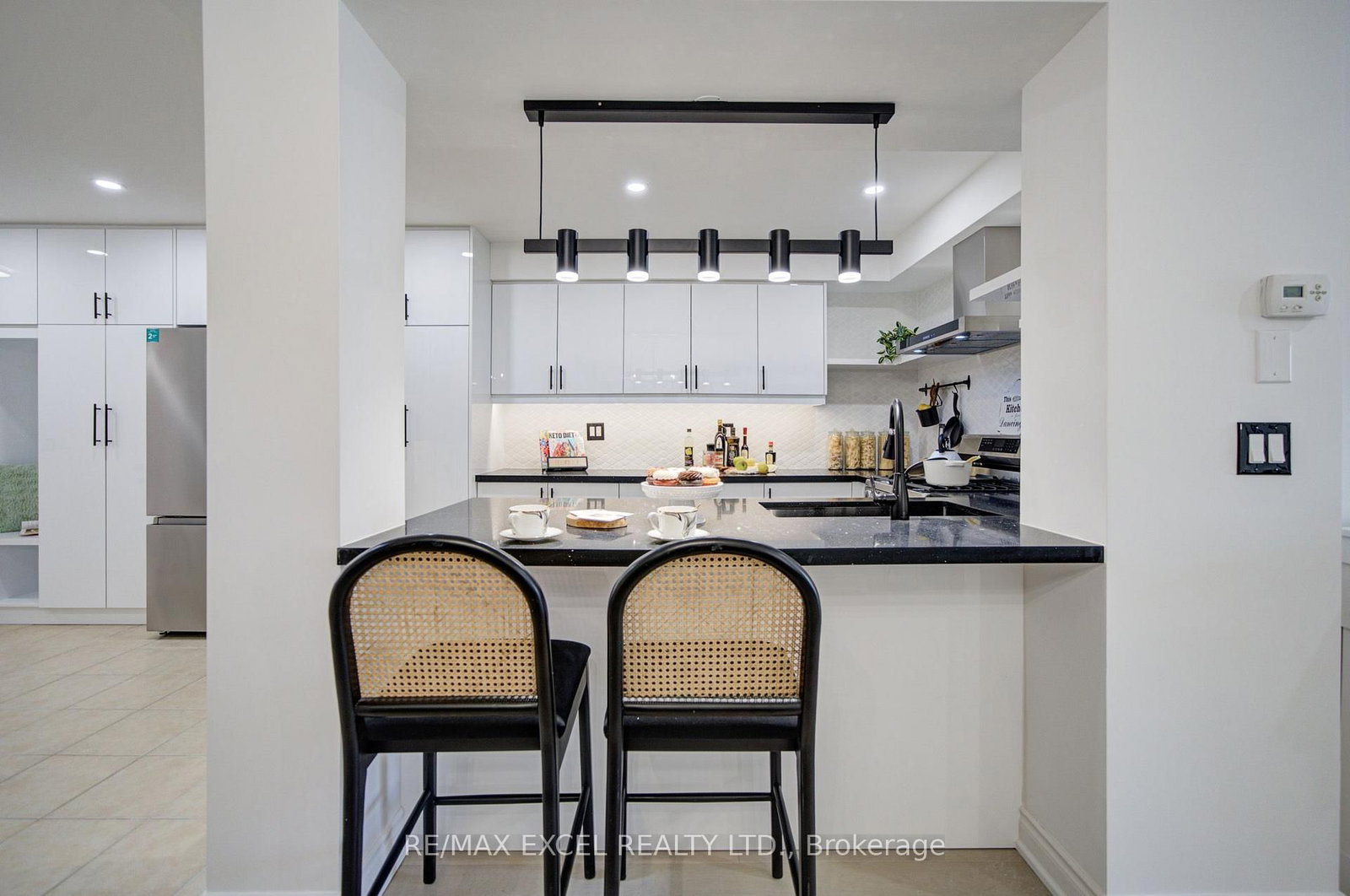 454 Bur Oak Avenue • Markham, ON photo 17