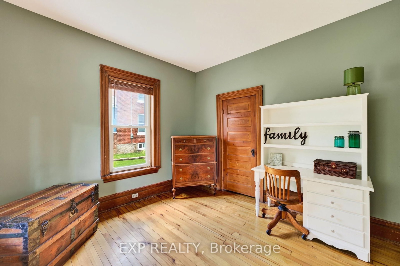 414 Osborne Street • Brock, ON photo 9