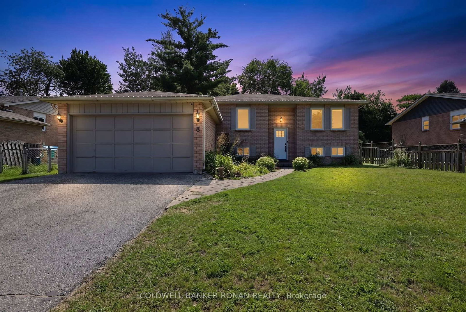 8 McCarthy Crescent • Essa, ON photo 1