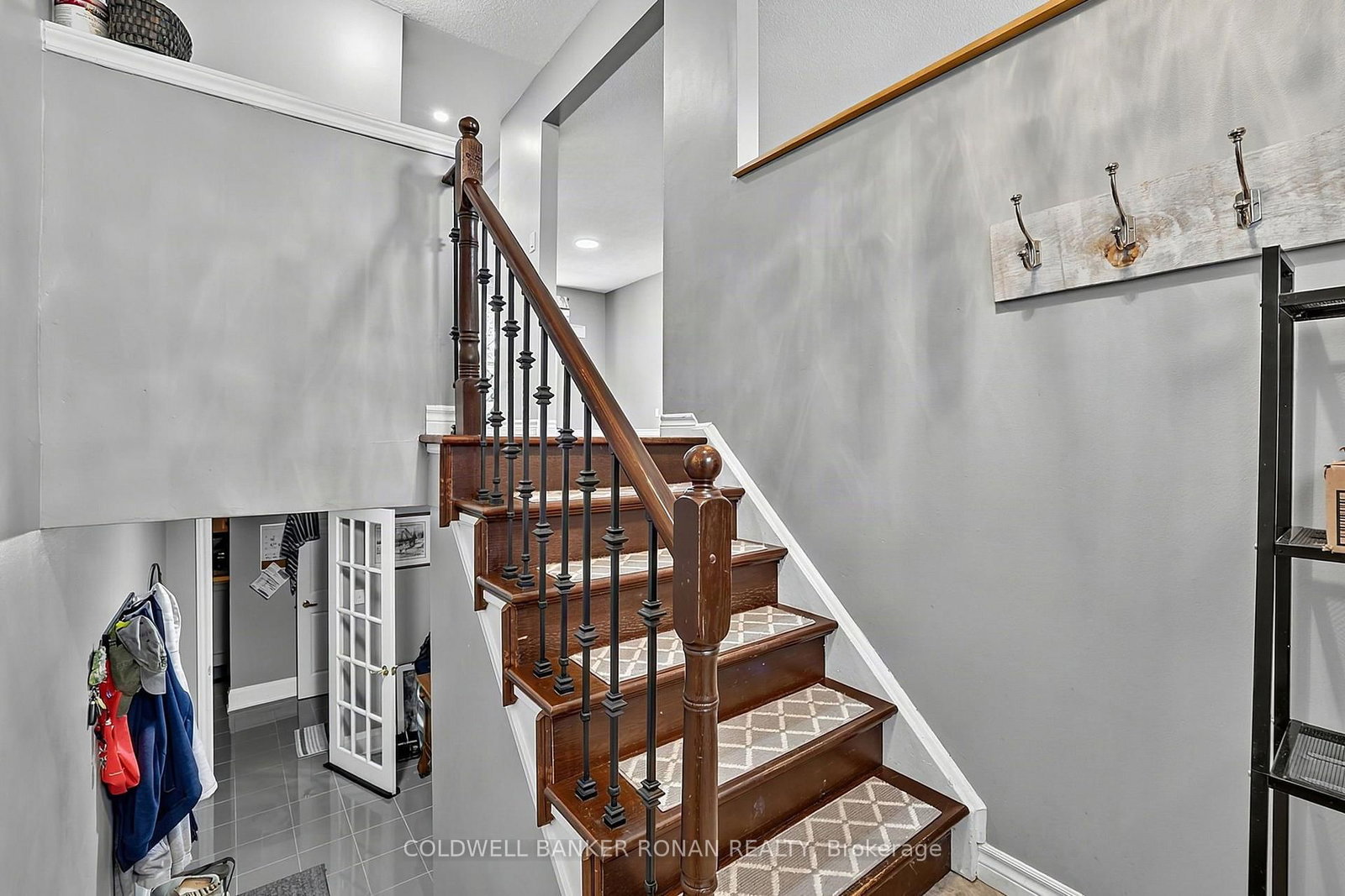 8 McCarthy Crescent • Essa, ON photo 5