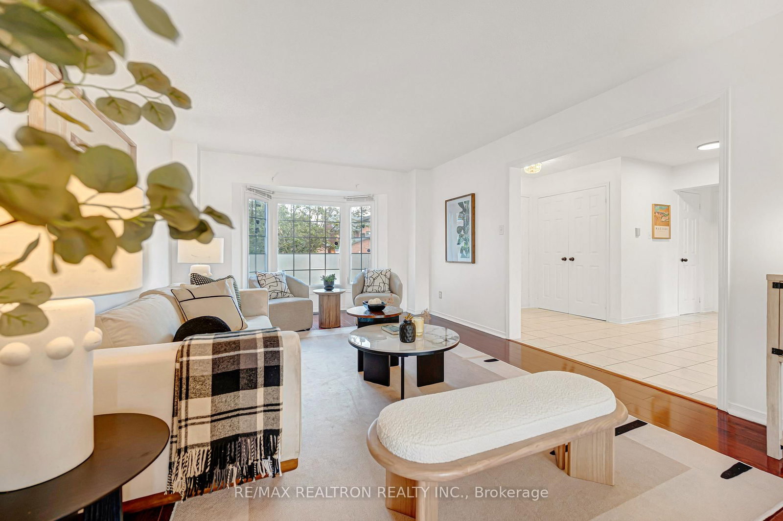 37 Dumaurier Crescent • Richmond Hill, ON photo 5