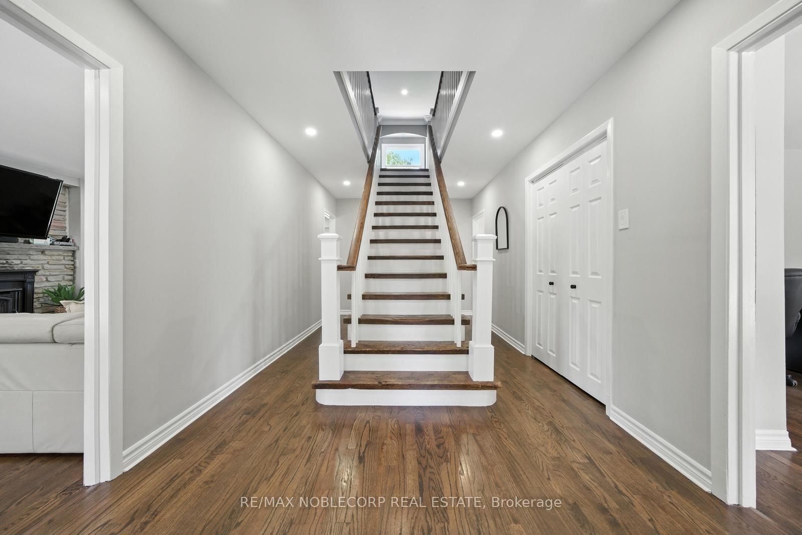 2037 15th Side Road • New Tecumseth, ON photo 11
