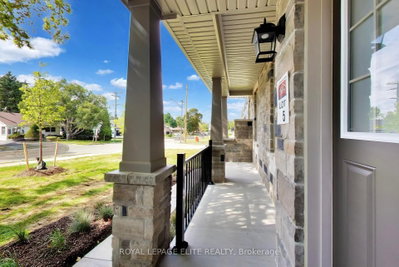 7 Dennison Street S • King, ON photo 5