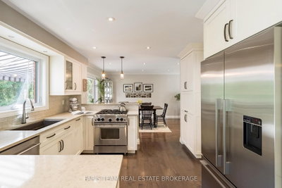 13 Kidd's Lane • Innisfil, ON photo 6