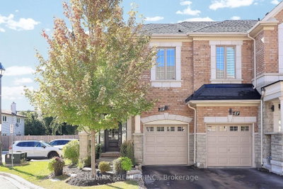 Townhouse for sale at 39 Caliber Court, King, Ontario, L0G 1N0 - Nobleton - MLS: N13707584