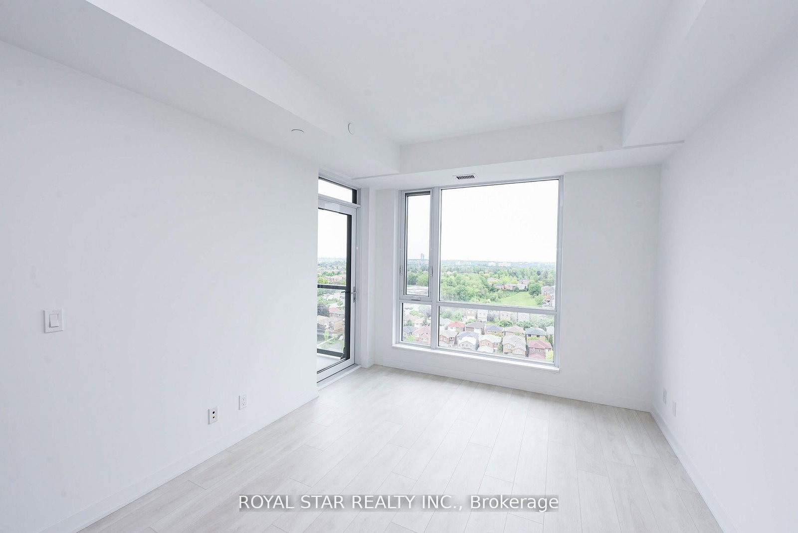 7950 Bathurst Street • #1207 • Vaughan, ON photo 18
