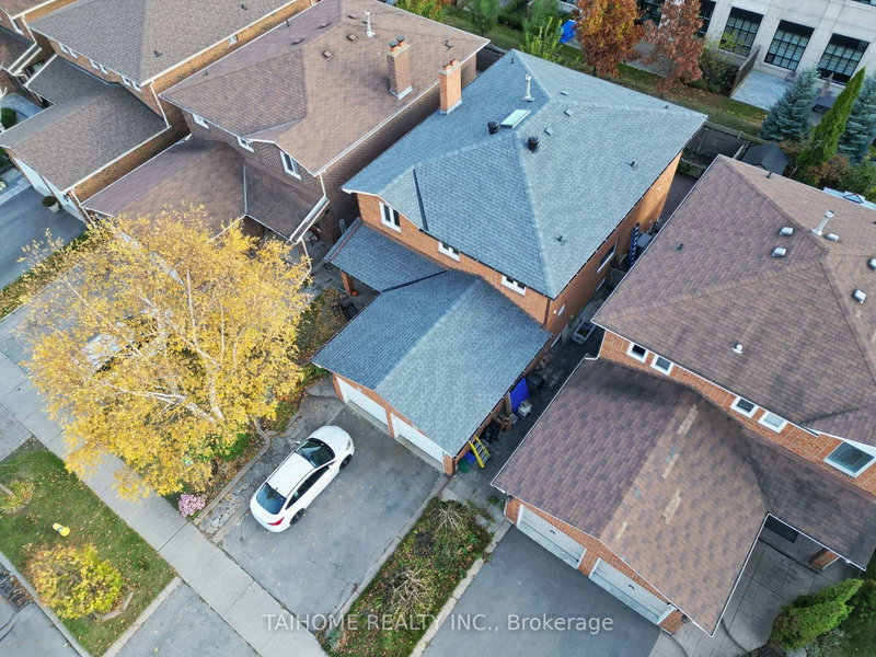 96 Lamar Street