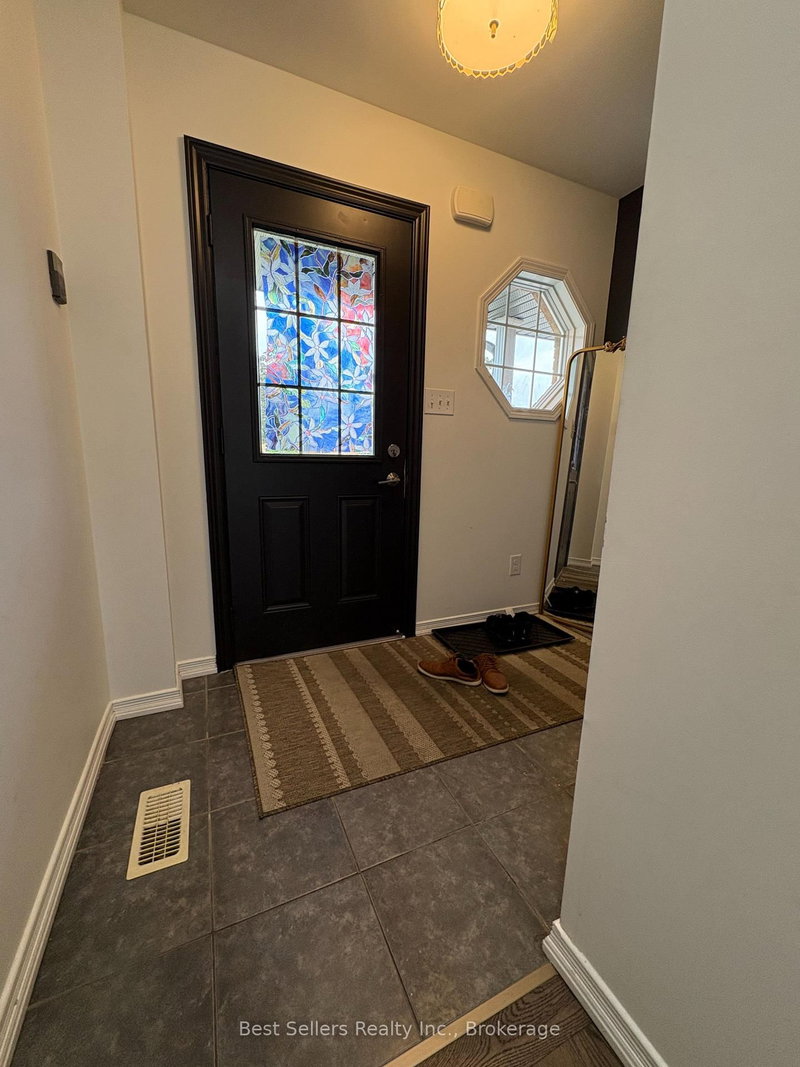 1269 COLEMAN Crescent