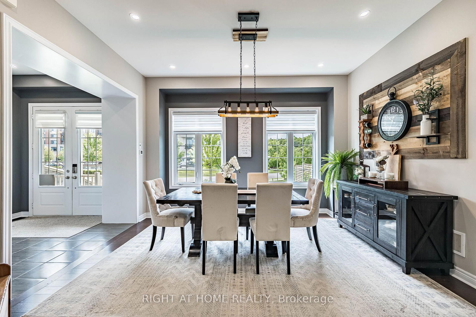 2 Cottonwood Hollow Court • Aurora, ON photo 12