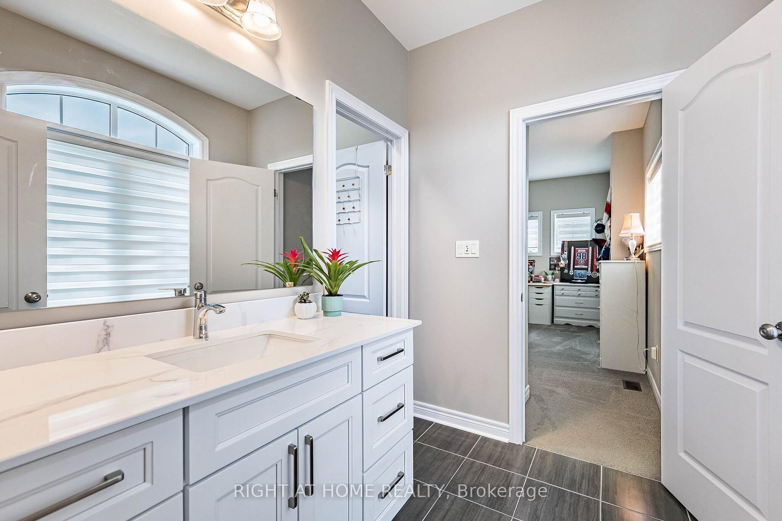 2 Cottonwood Hollow Court • Aurora, ON photo 42