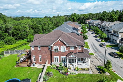 2 Cottonwood Hollow Court • Aurora, ON photo 5