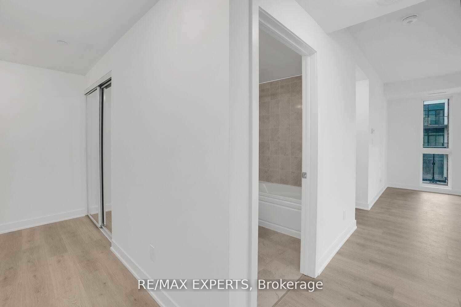 1709 Bur Oak Avenue • #309 • Markham, ON photo 10