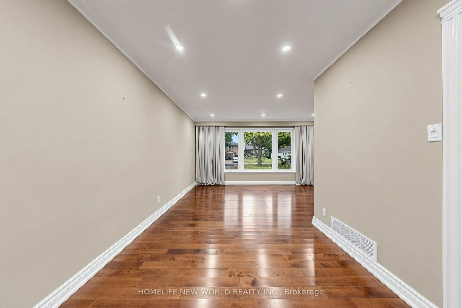 6 Valleycrest Avenue • Markham, ON photo 17