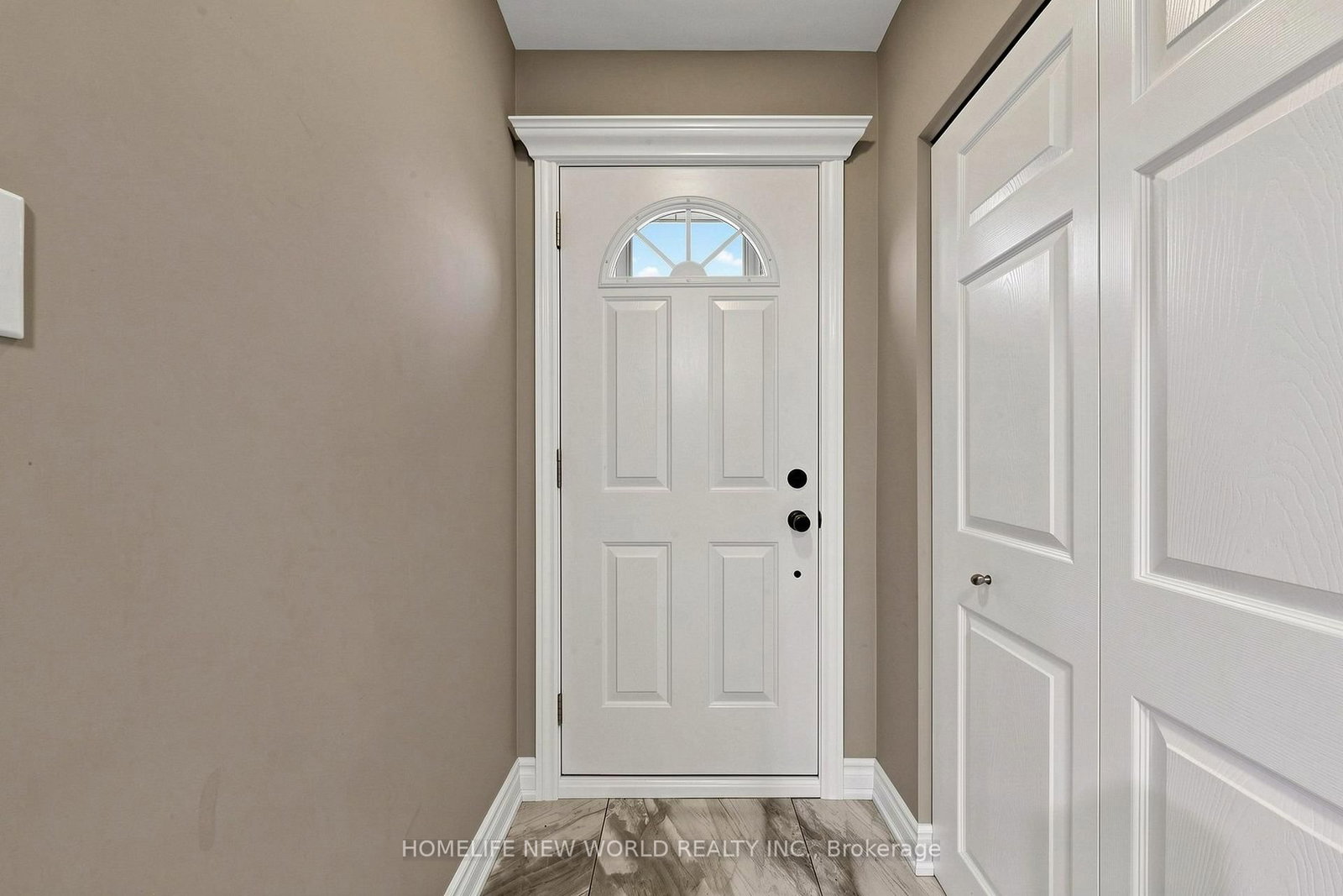 6 Valleycrest Avenue • Markham, ON photo 5