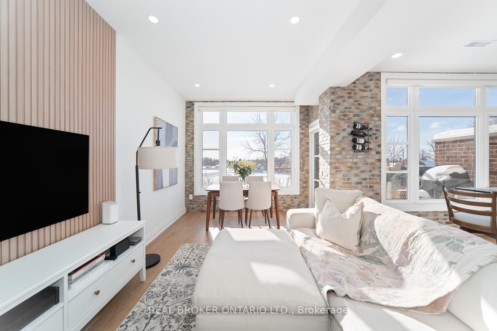 8167 Kipling Avenue • #48 • Vaughan, ON photo 10