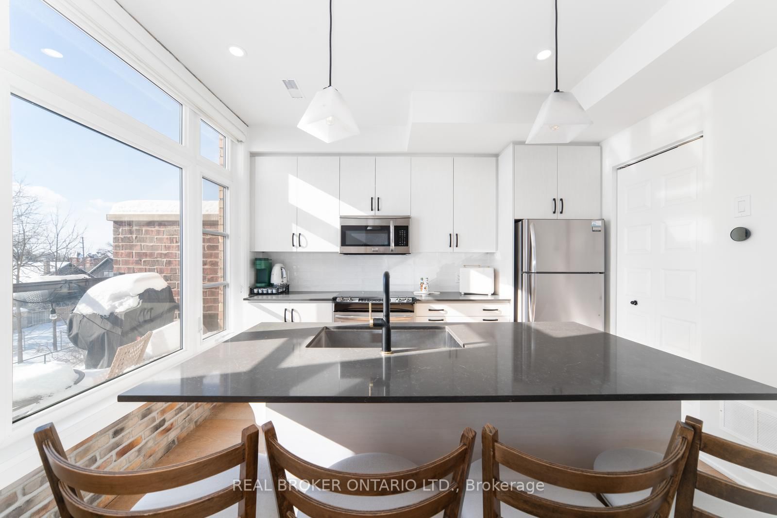 8167 Kipling Avenue • #48 • Vaughan, ON photo 15