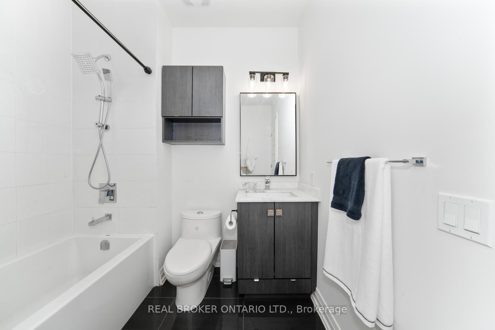 8167 Kipling Avenue • #48 • Vaughan, ON photo 28